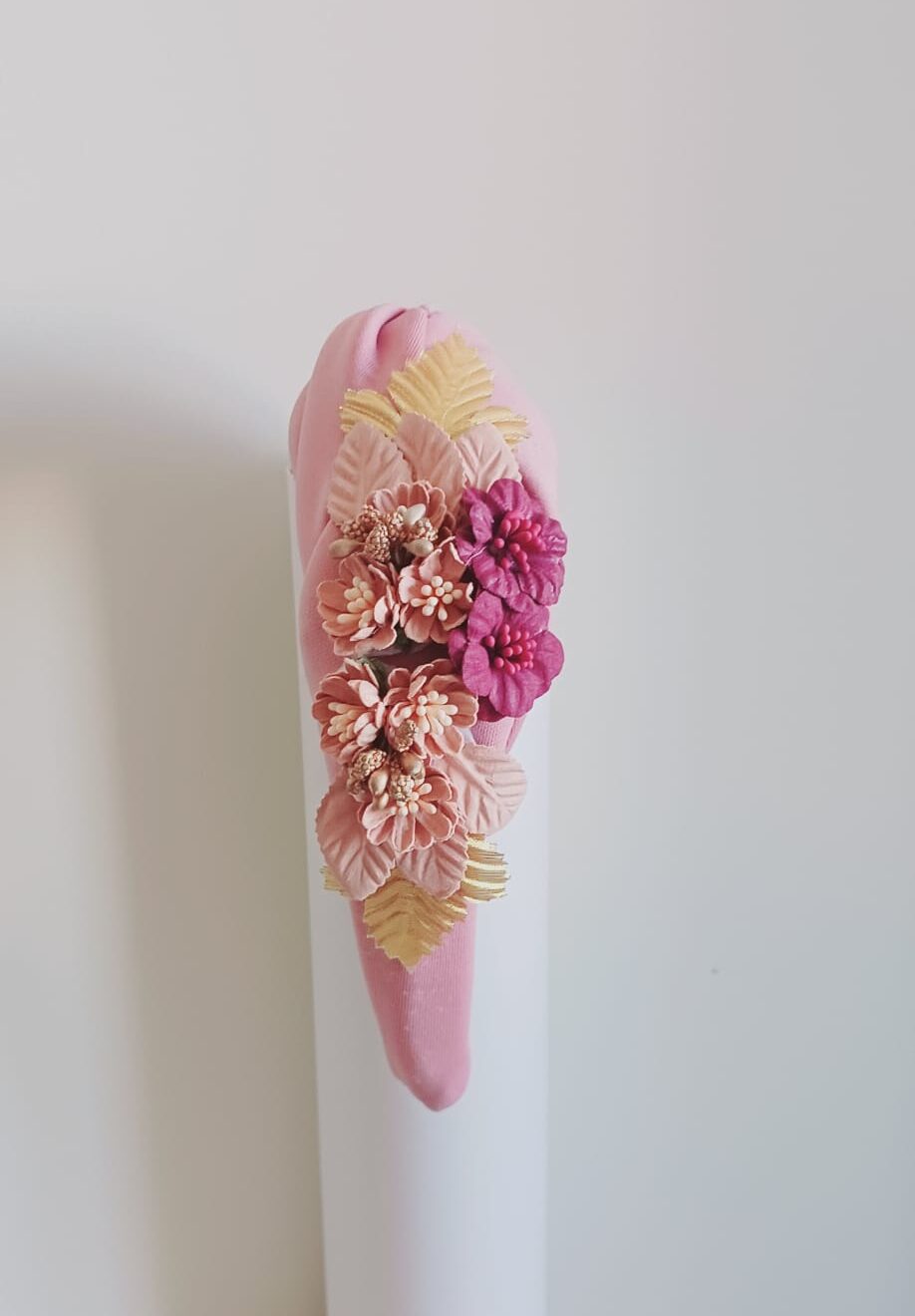 Diadema rosa de Flores Diaz-Zamora.com